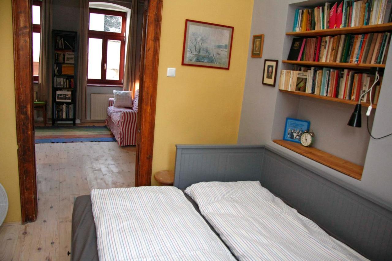 Green Tree Apartment Pécs Esterno foto